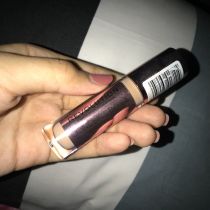 Makeup Revolution revolution conceal and define concealer – c10 Makeup Revolution revolution conceal and define concealer – c10